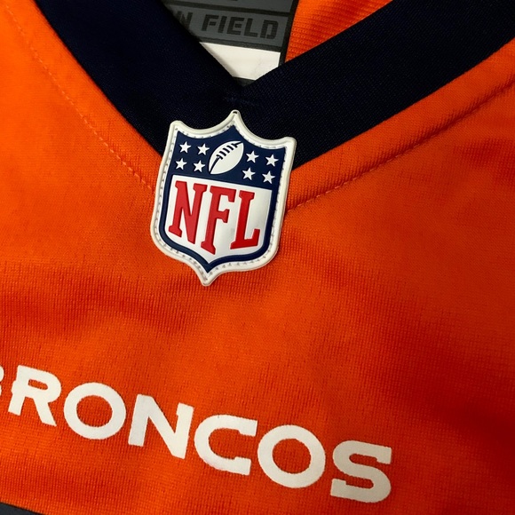 Large von Miller Broncos jersey - Picture 3 of 10